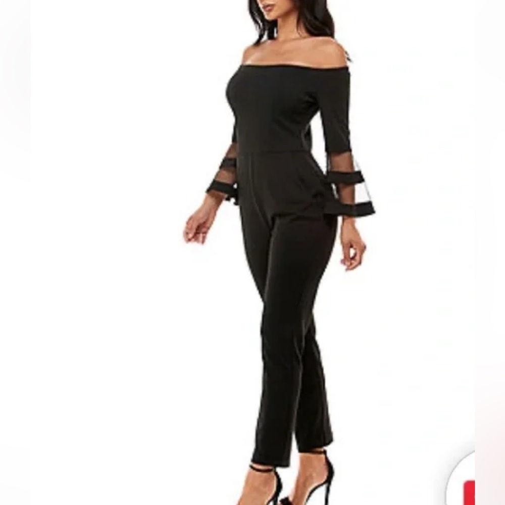 F6- Premier Amour New NWT Size 6 small medium Elegant Black Off-Shoulder Jumpsui